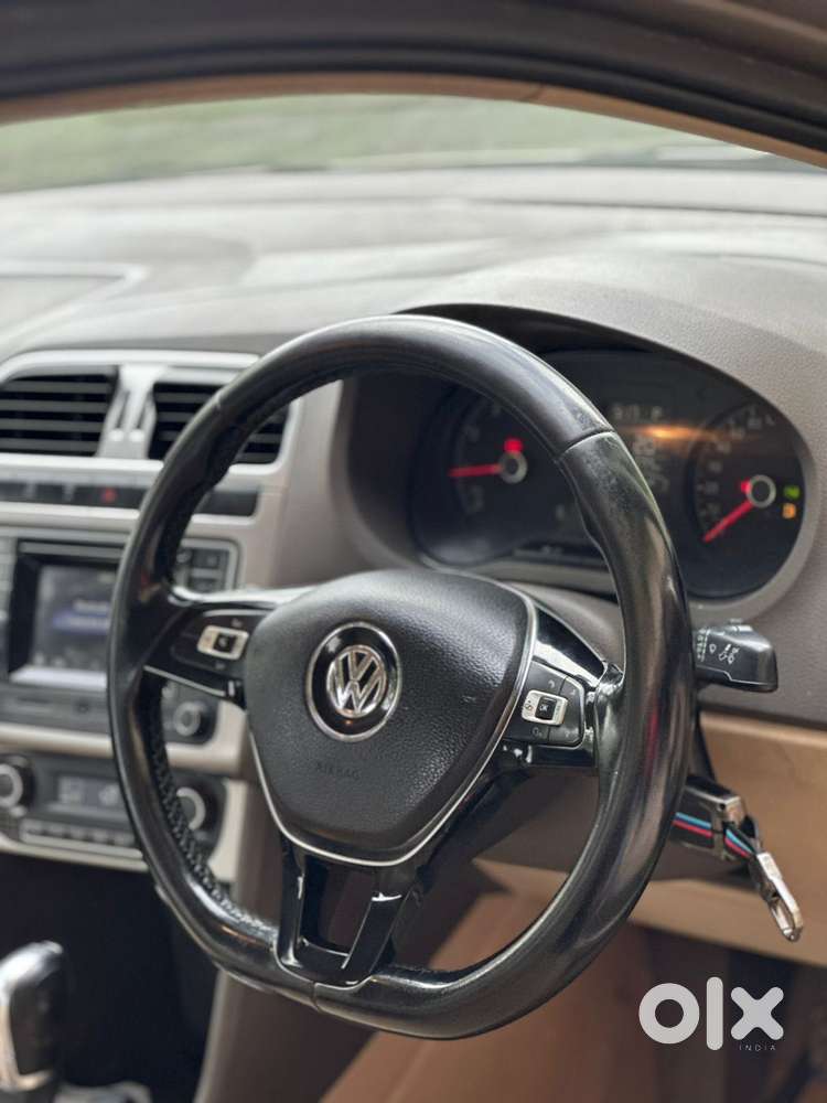 Volkswagen Vento 2010-2013 Petrol Highline At, 2016, Petrol