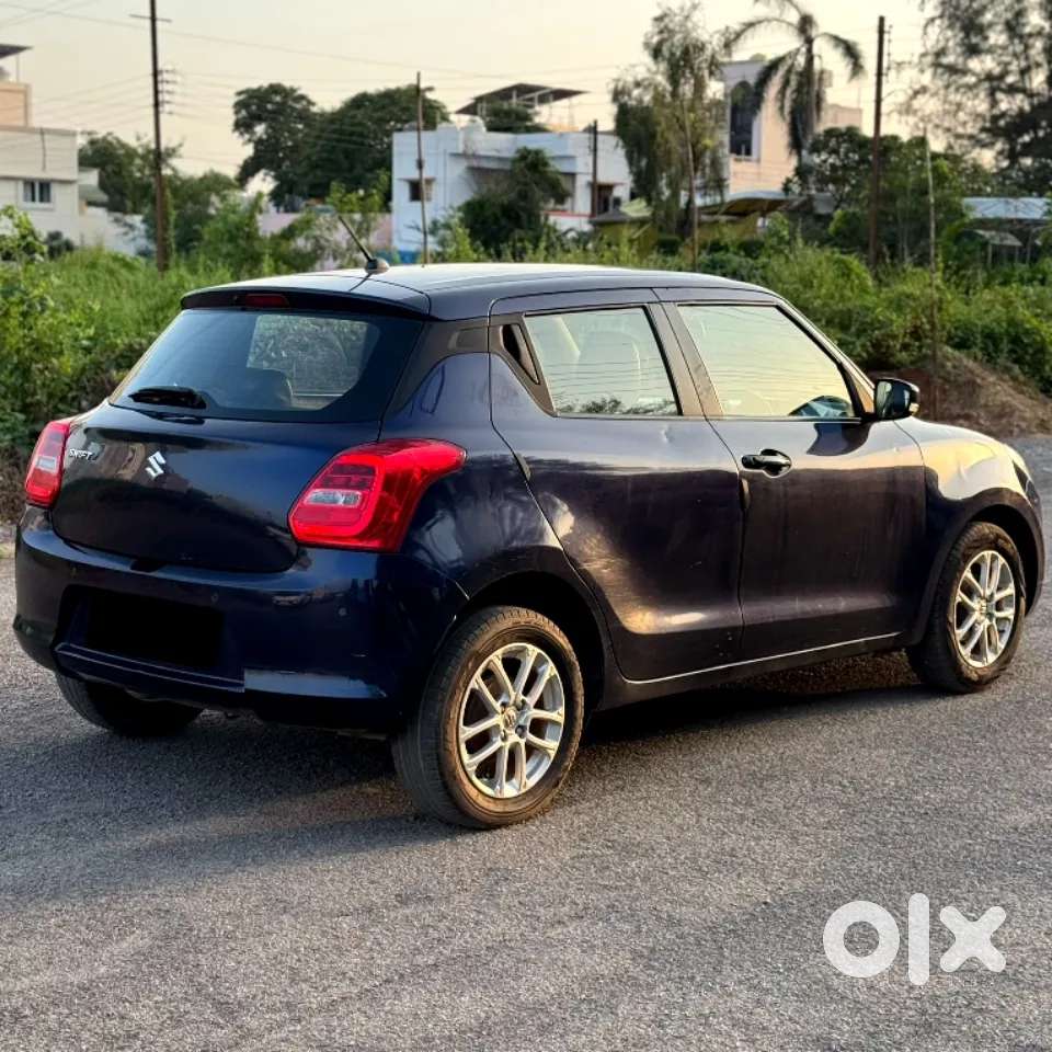 Maruti Suzuki Swift 1.3 Zxi, 2023, Petrol
