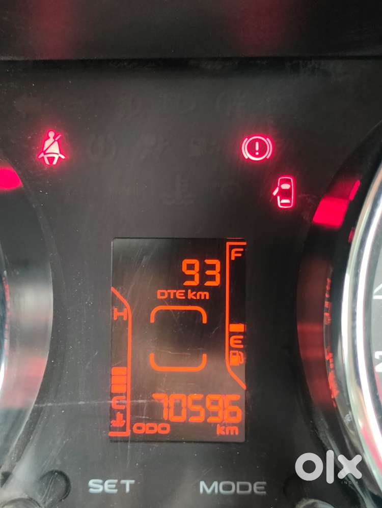 Mahindra Tuv 300, 2017, Diesel