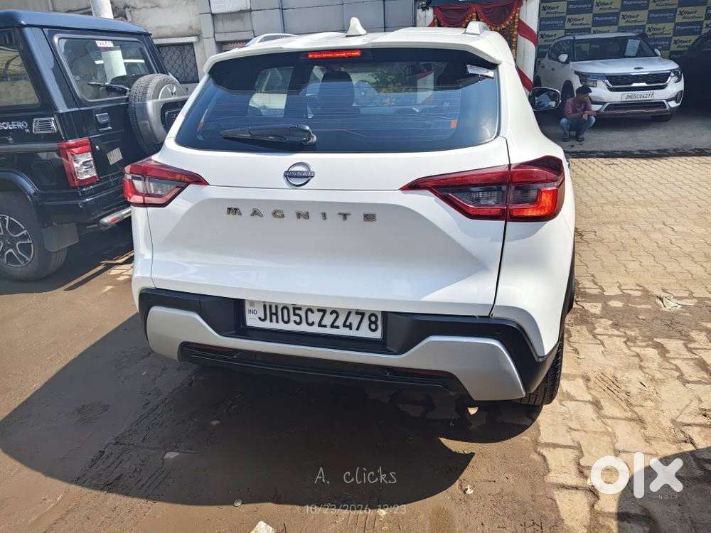 Nissan Magnite 1.0 Xv, 2021, Petrol