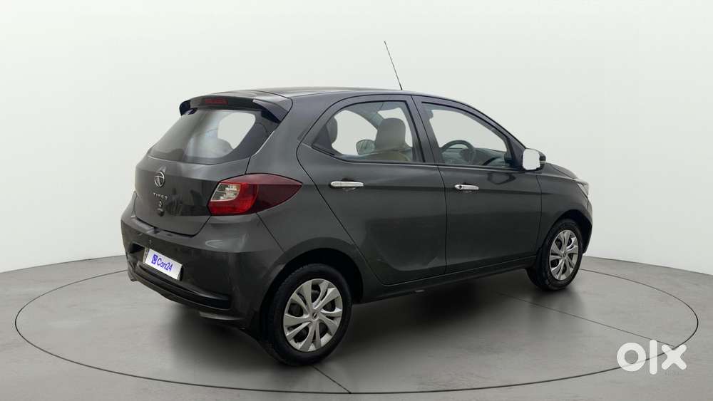 Tata Tiago 1.2 Revotron Xt, 2022, Petrol