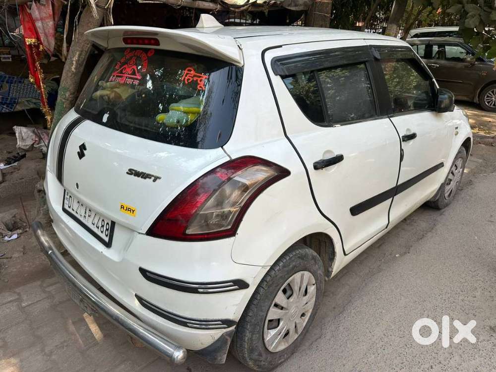Maruti Suzuki Swift Lxi Option, 2012, Cng & Hybrids