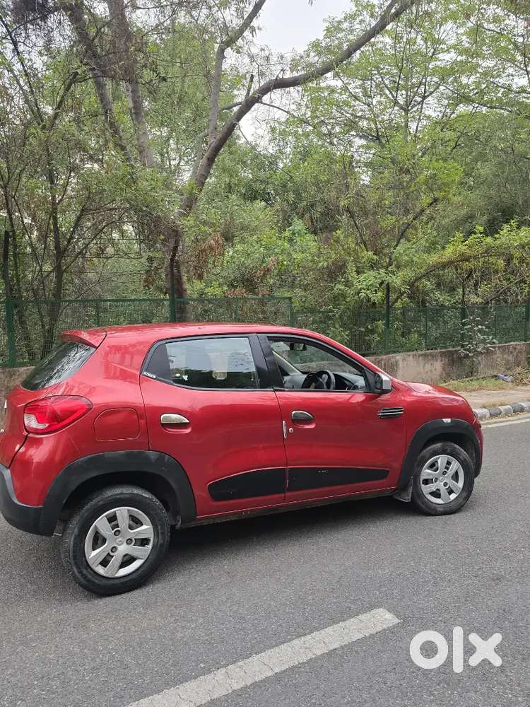 Renault Kwid Easy-r Amt 2017  Low Km Driven  Red Colour
