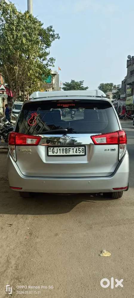 Toyota Innova Crysta 2016