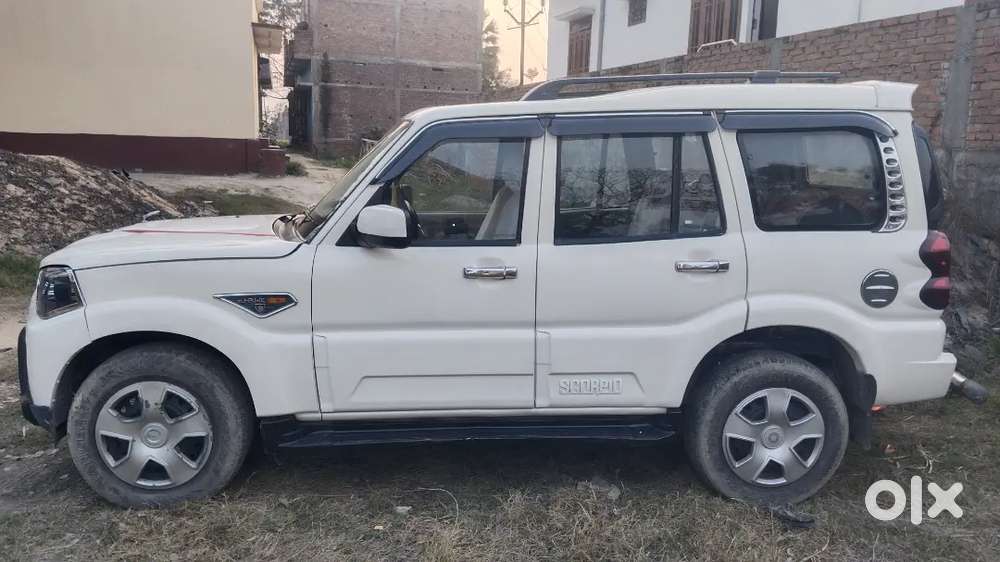Mahindra Scorpio 2017