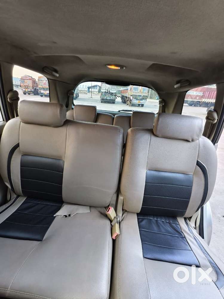 Toyota Innova 2010 Diesel 8seat