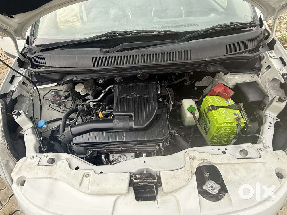Maruti Suzuki Ritz Vxi, 2012, Petrol