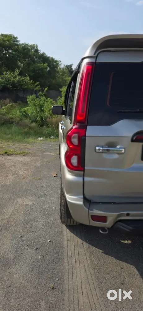 Mahindra Scorpio S10 To S11 Classic Convart 2015 Diesel