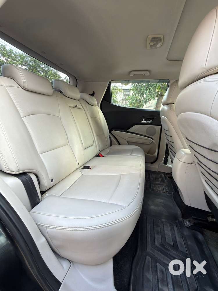 Mahindra Xuv300 2021