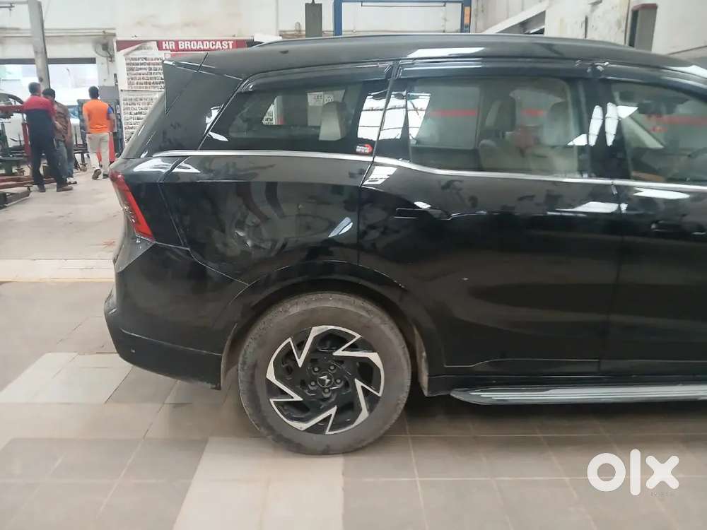 Mahindra Xuv700 Ax7 2026