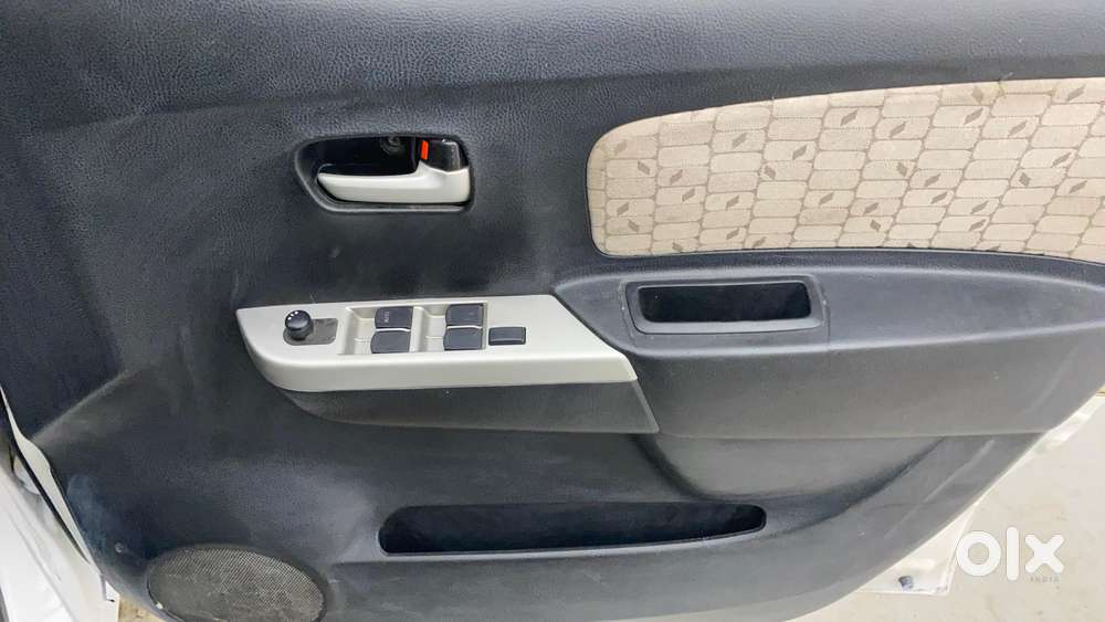 Maruti Suzuki Wagon R 1.0 Vxi, 2014, Petrol