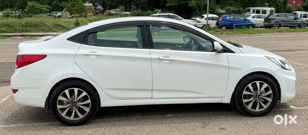 Hyundai Verna 1.6 Sx Vtvt (o) At, 2014, Petrol