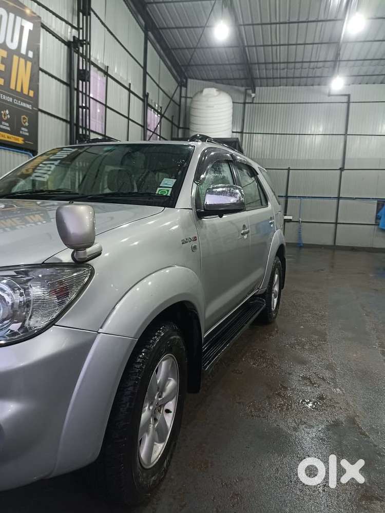 Toyota Fortuner 3.0 4x4 Manual, 2011, Diesel