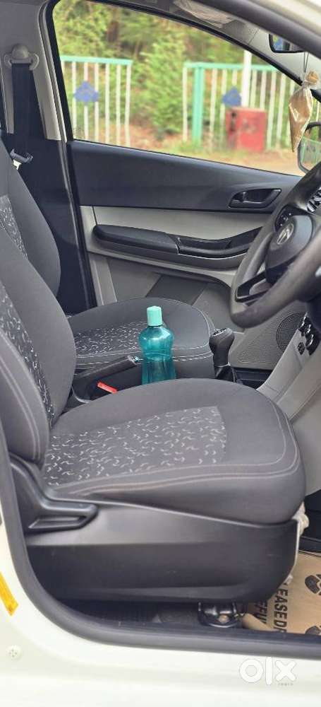 Tata Tiago 1.05 Revotorq Xt Option, 2023, Petrol