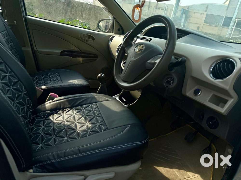 Toyota Etios Liva 1.2 Vx, 2016, Cng & Hybrids