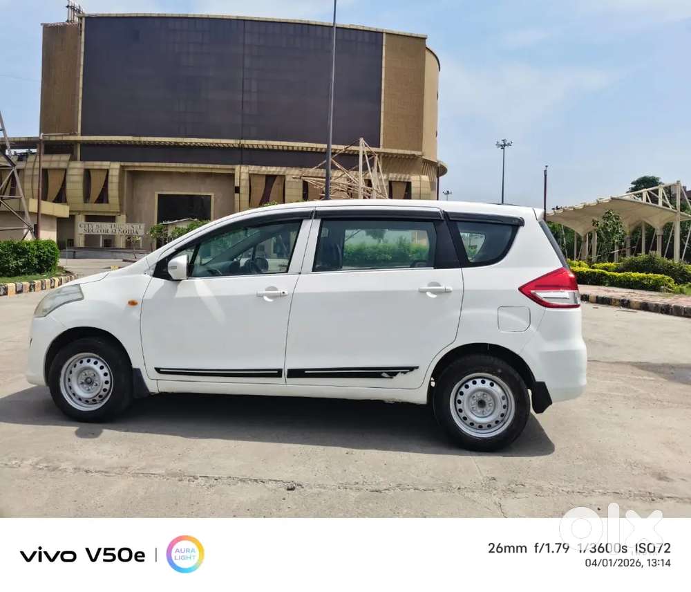 Ertiga Lxi Cng 2013