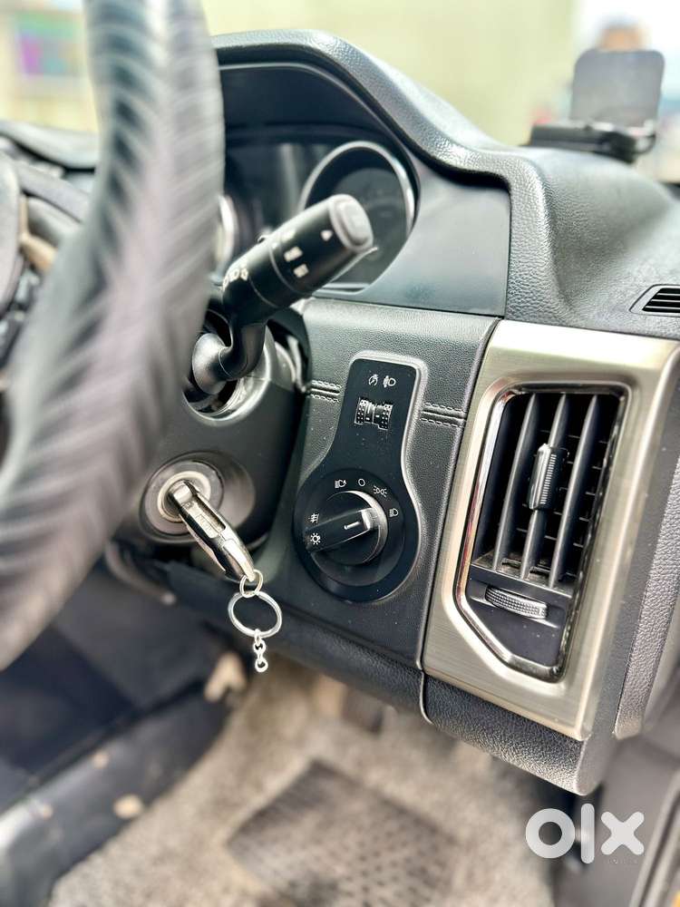 Tata Hexa 2.2 Xta 4x2 7 Str Dual Tone, 2018, Diesel