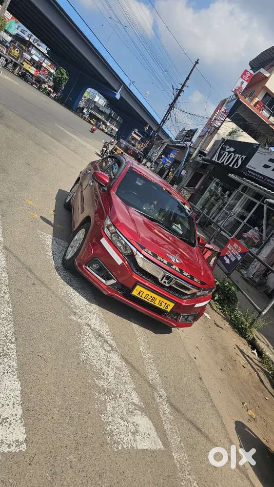 Honda Amaze 2nd Gen 2019 Diesel 215000 Km Driven