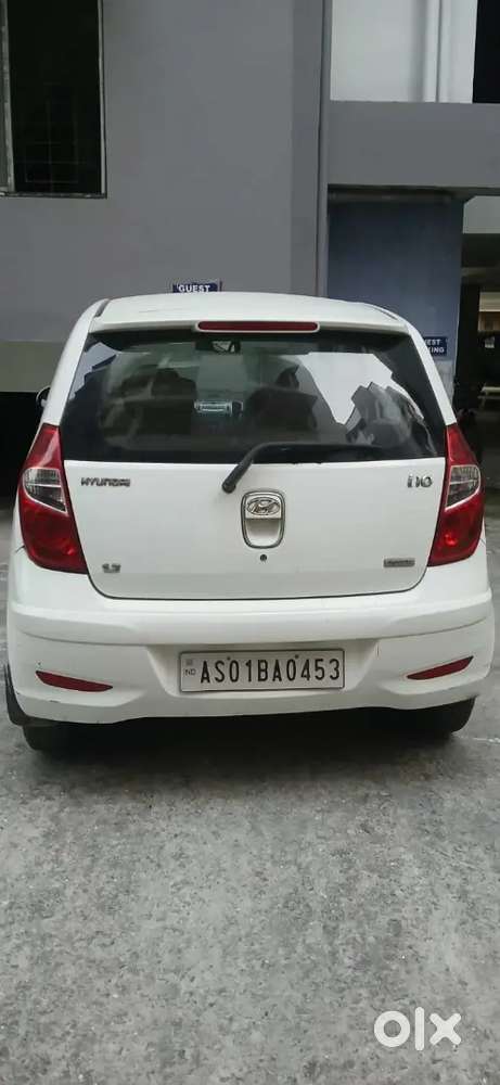 Hyundi I10