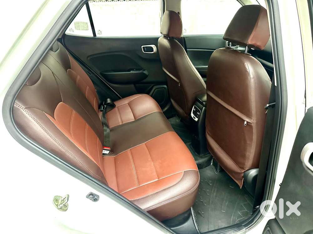 Hyundai Venue 1.2 S (o), 2021, Petrol
