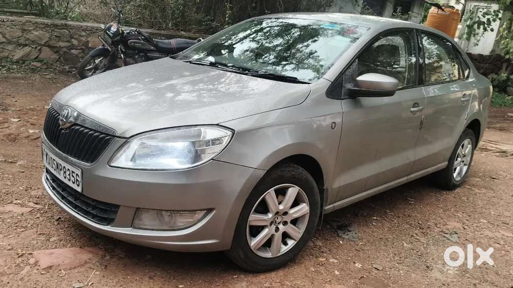 Skoda Rapid 2014 Diesel 110000 Km Driven