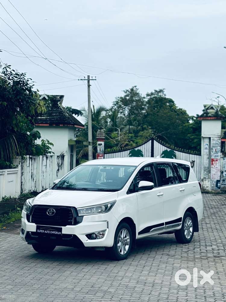 Toyota Innova Crysta 2.4 G Plus Mt 7 Str, 2018, Diesel