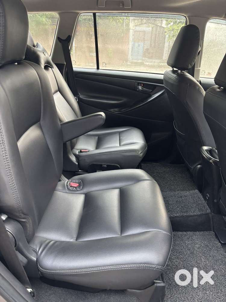 Toyota Innova Crysta 2.4 Gx Mt, 2019, Diesel