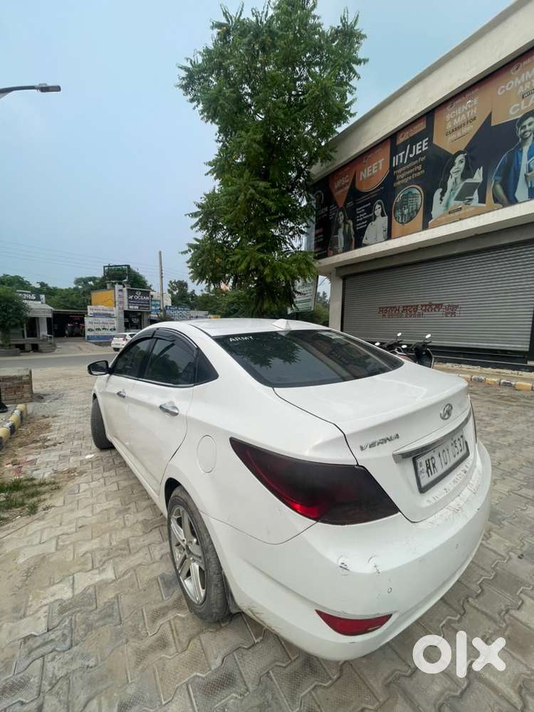 2015 Hyundai With 136000 Km