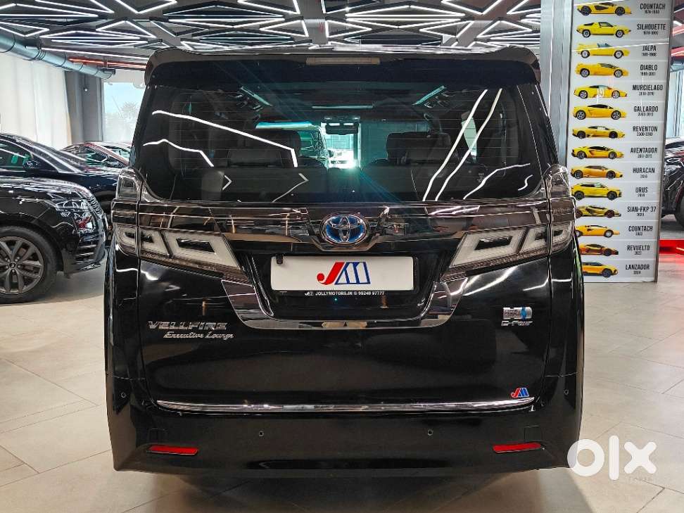 Toyota Vellfire Vip – Executive Lounge, 2022, Petrol