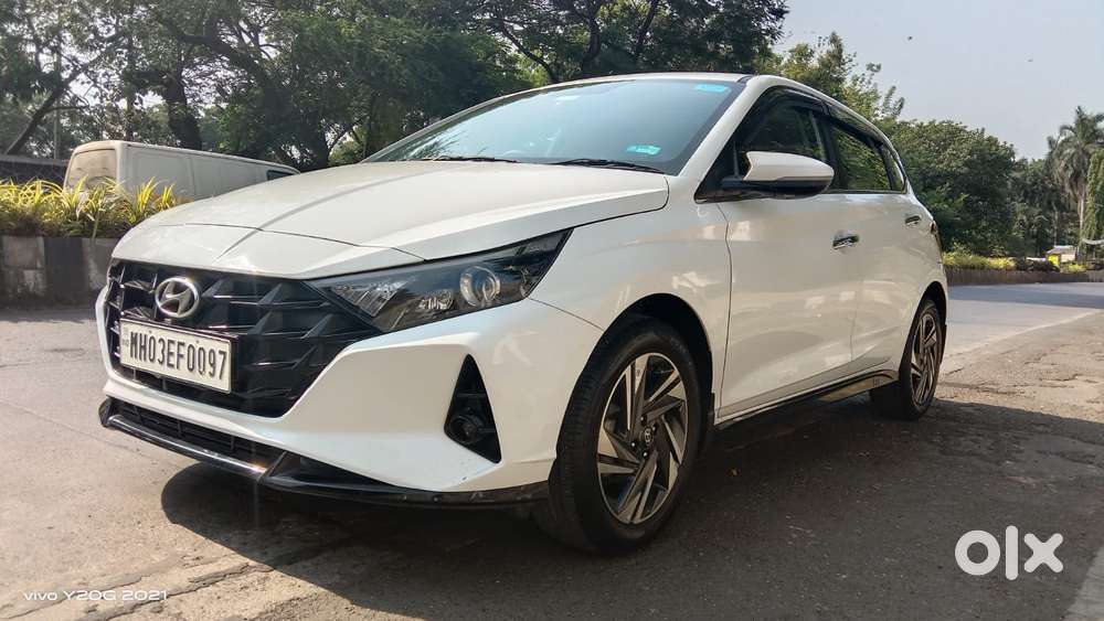 Hyundai I20 Asta (o) 1.2 Mt, 2023, Petrol
