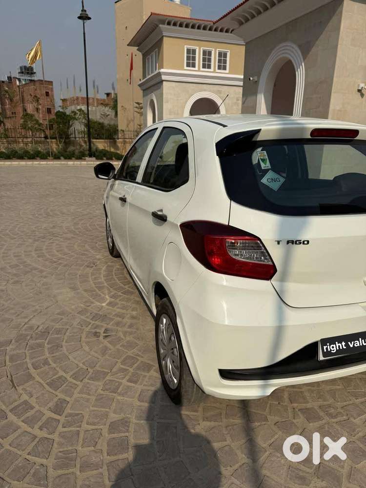 Tata Tiago 1.2 Revotron Xm Cng, 2022, Petrol