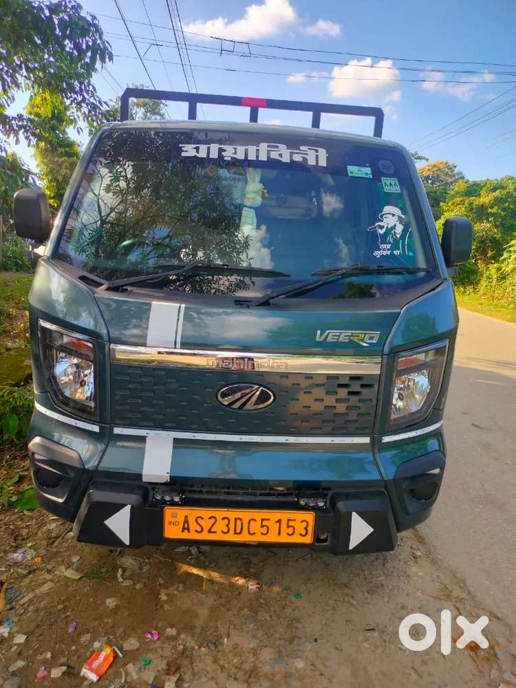 Mahindra Global Pik Up 2025