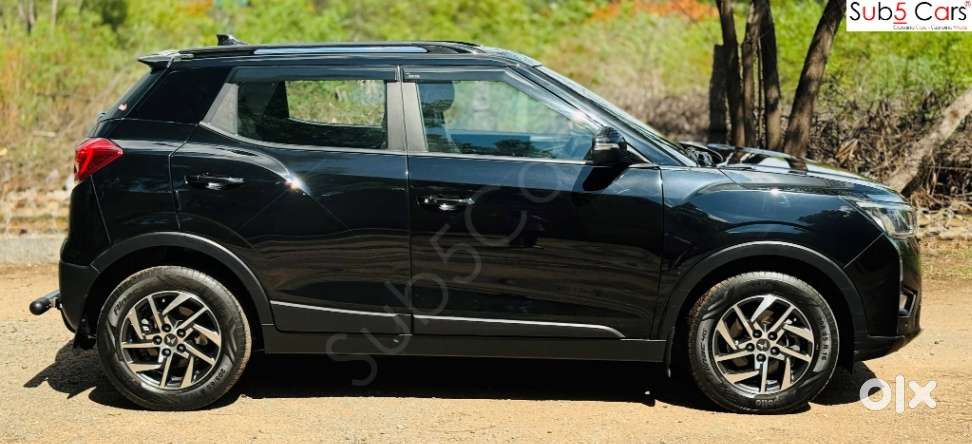 Mahindra Xuv300 W8 Option, 2023, Petrol