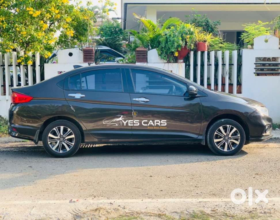 Honda City, 2022, Petrol