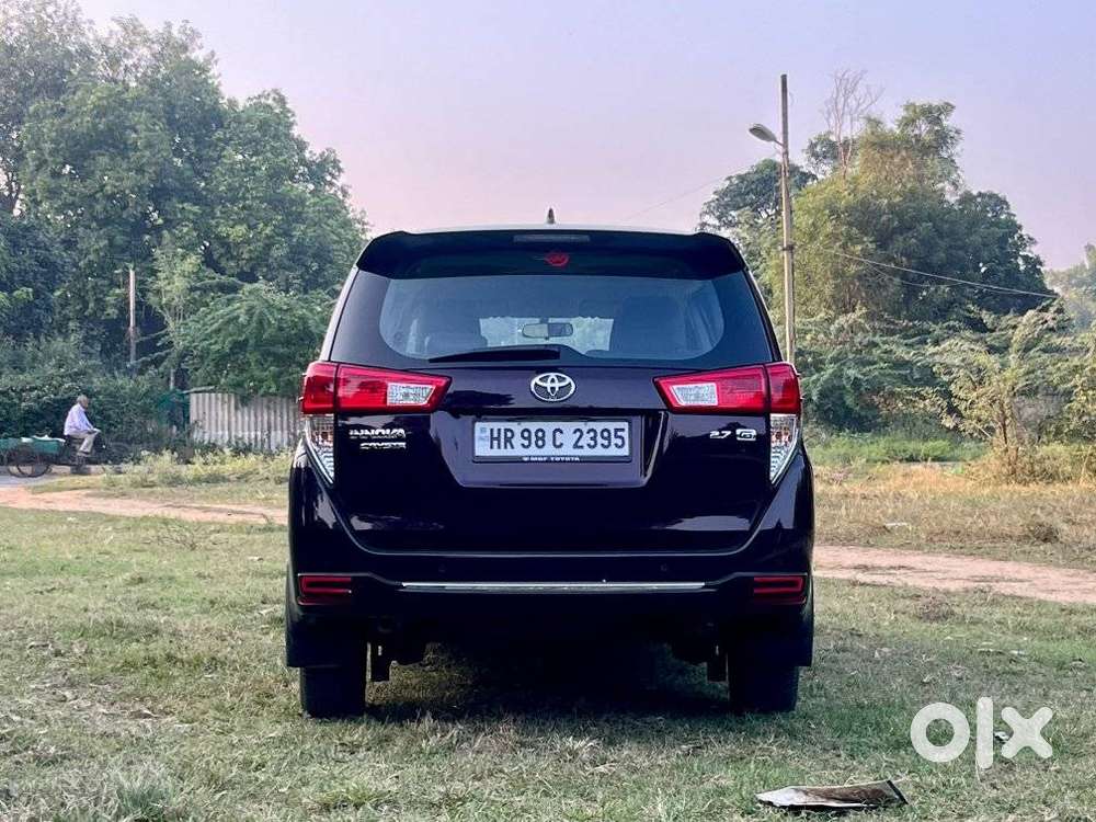 Toyota Innova Crysta 2.8 Gx At, 2020, Petrol