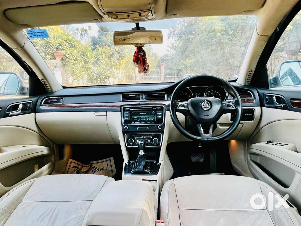 Skoda Superb 2013-2015 Elegance 1.8 Tsi Mt, 2014, Petrol