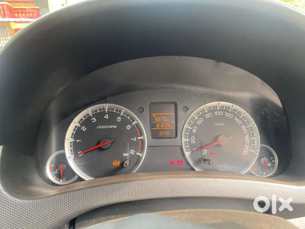 Maruti Suzuki Swift 2015 Petrol 82000 Km Driven