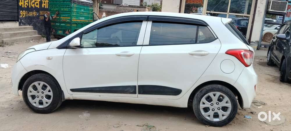 Hyundai Grand I10 Magna 1.2 Kappa Vtvt, 2015, Petrol