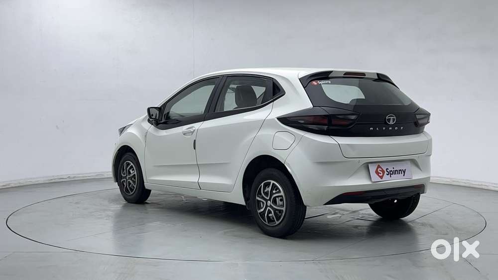 Tata Altroz 1.2 Xe, 2020, Petrol