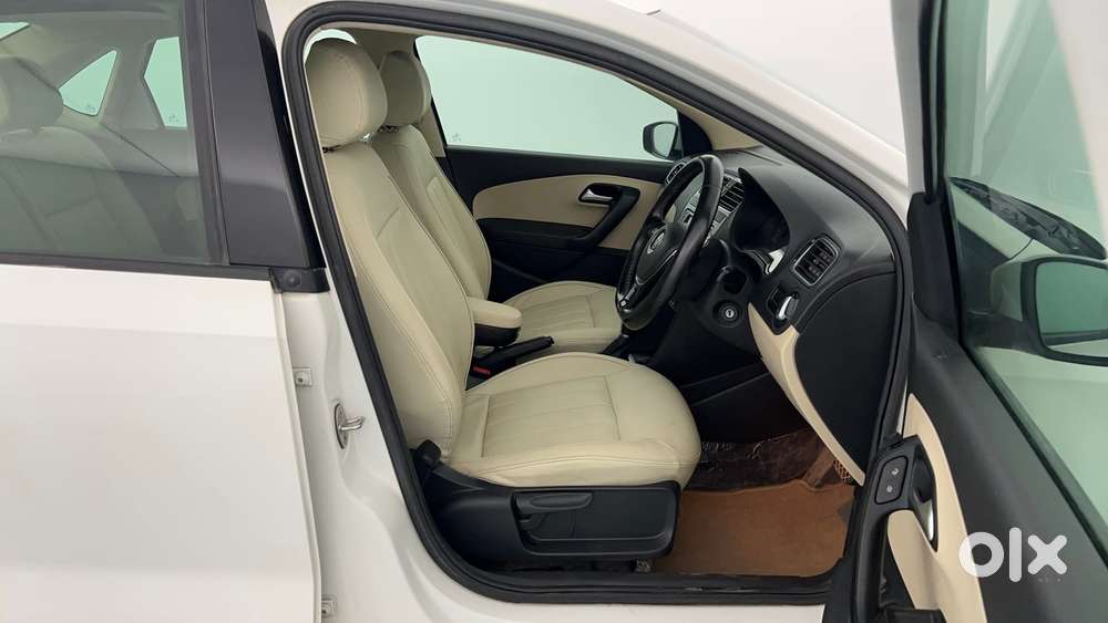 Volkswagen Vento 1.6 Highline, 2021, Petrol