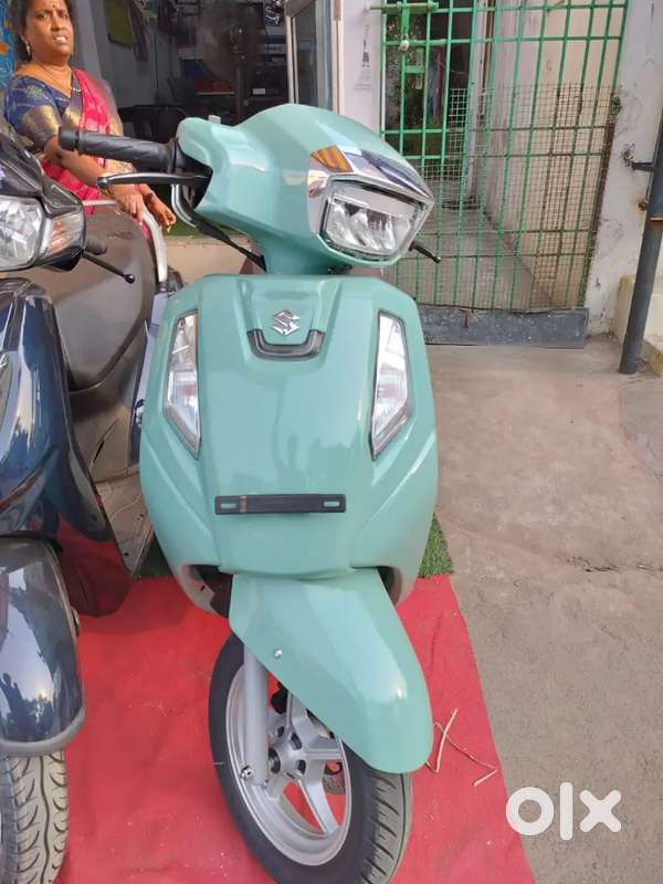Suzuki Acess125 ice green spot delivery