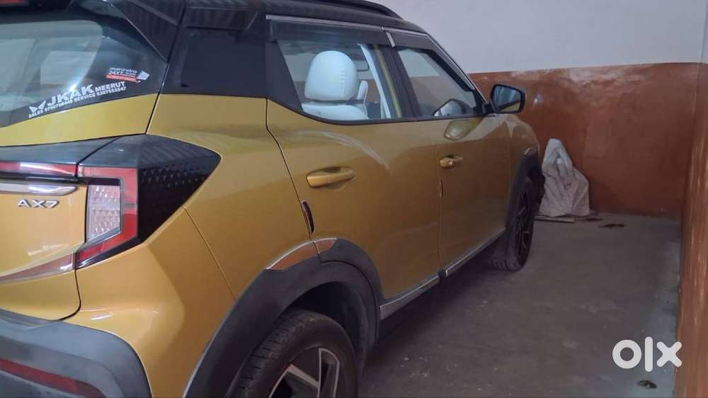 Xuv 3xo Ax7 Automatic Petrol