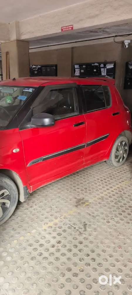 Maruti Suzuki Swift 2010 Petrol
