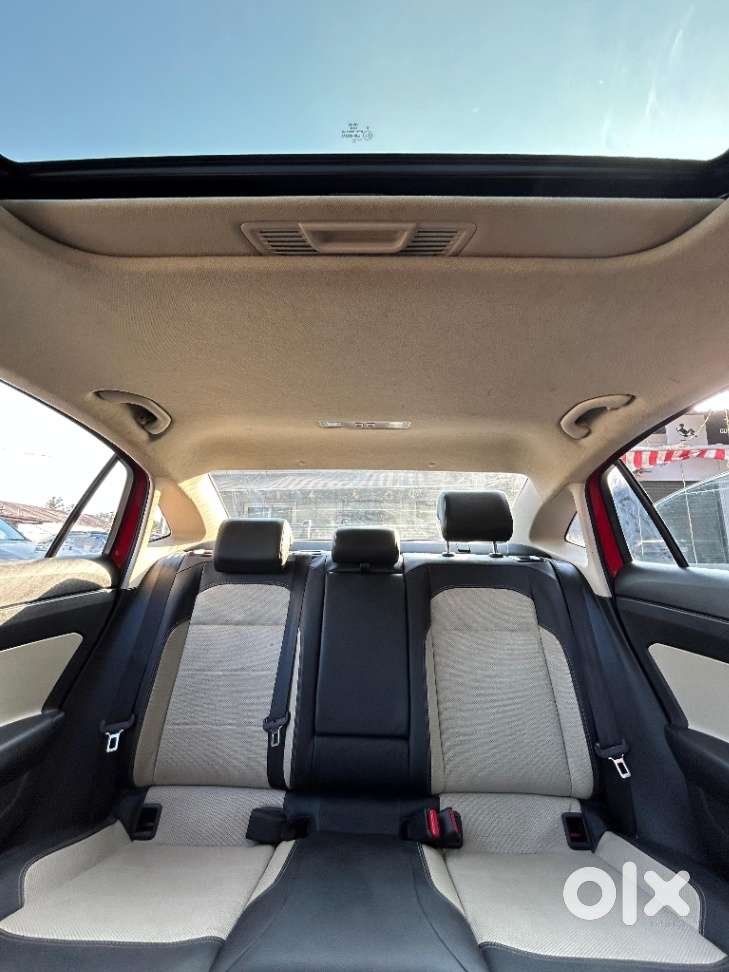 Skoda Slavia 1.0 Tsi Style, 2023, Petrol