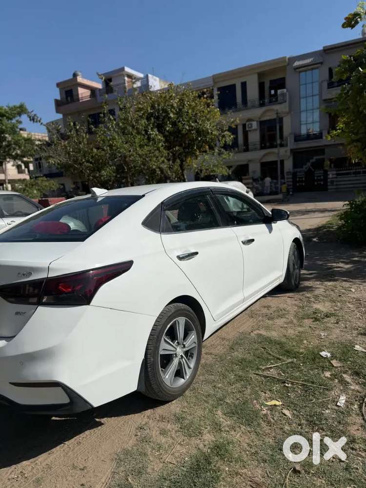 “hyundai Verna 2017 Diesel Automatic  Sunroof  Excellent Condition