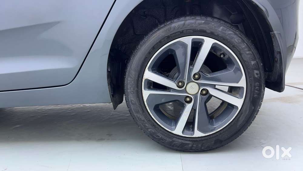 Tata Altroz 1.2 Xza Plus, 2023, Petrol