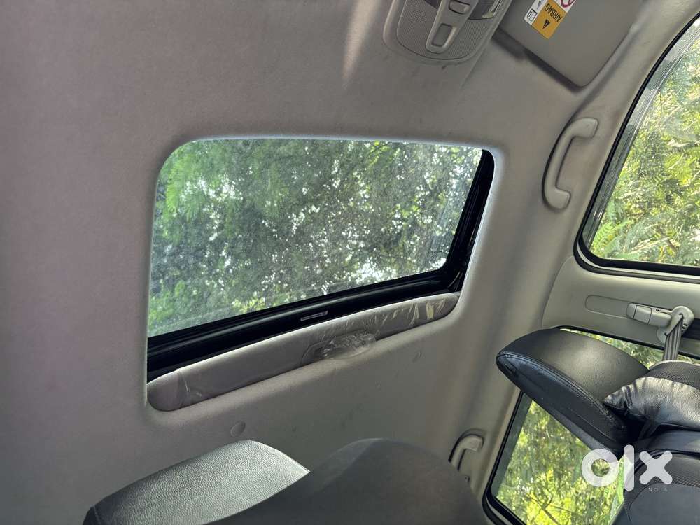 Maruti Suzuki Brezza Zxi Plus At, 2022, Petrol