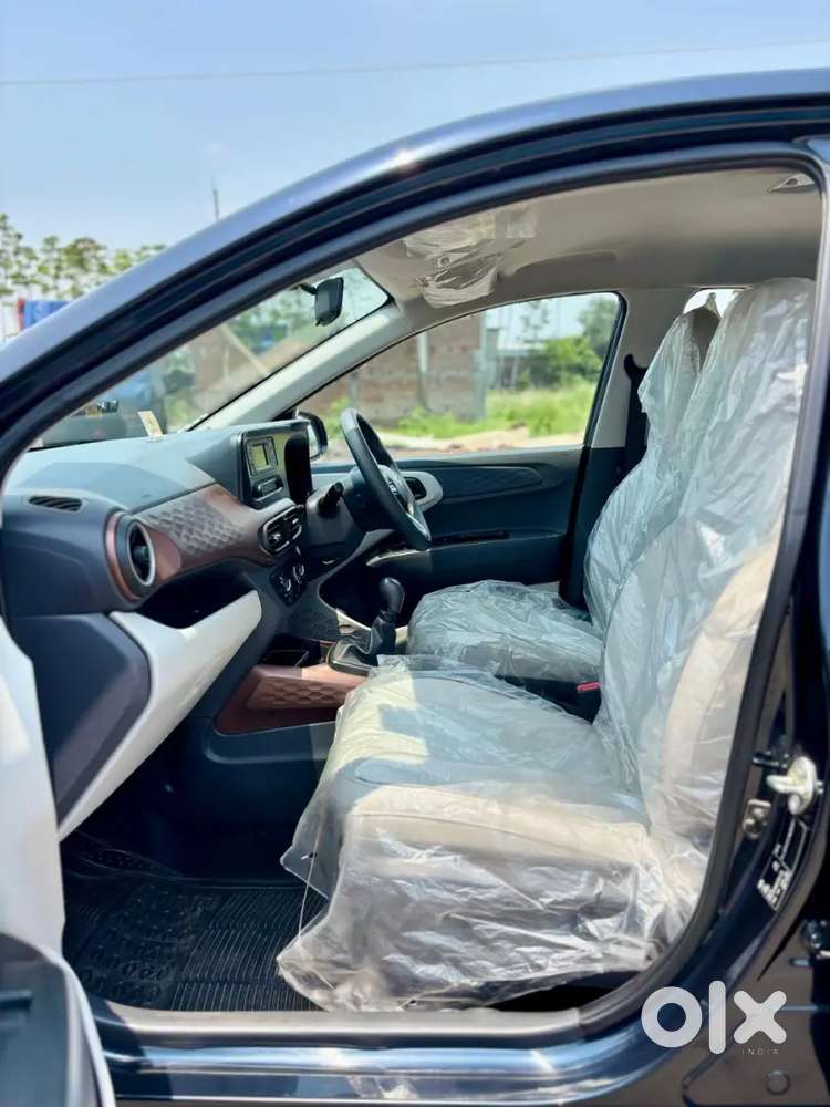 Aura S Cng Petrol
