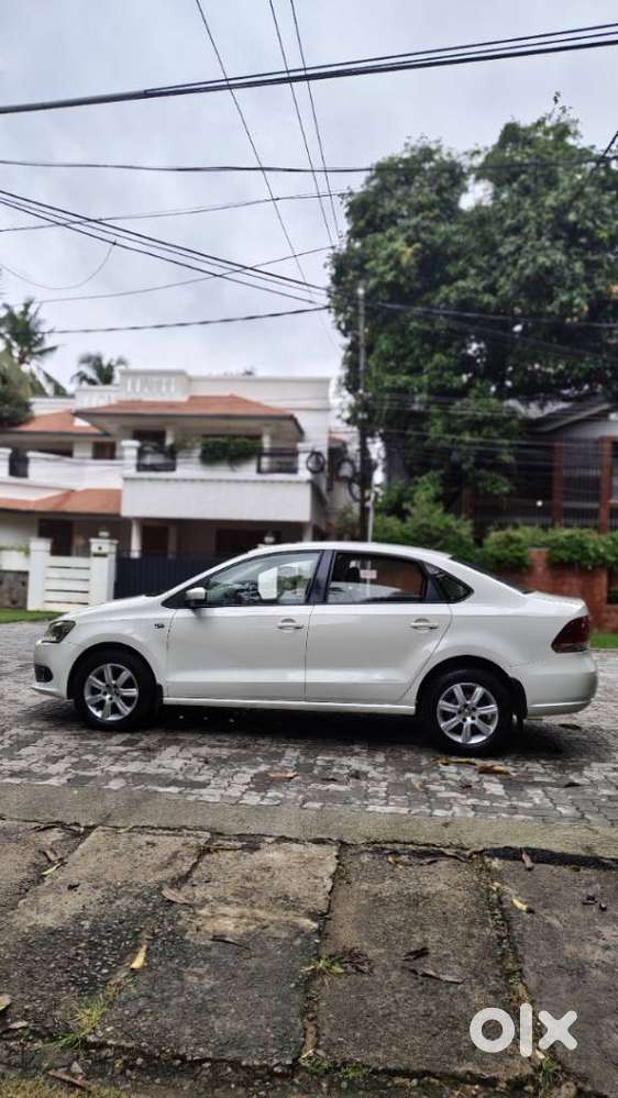 Volkswagen Vento Petrol Highline, 2010, Petrol