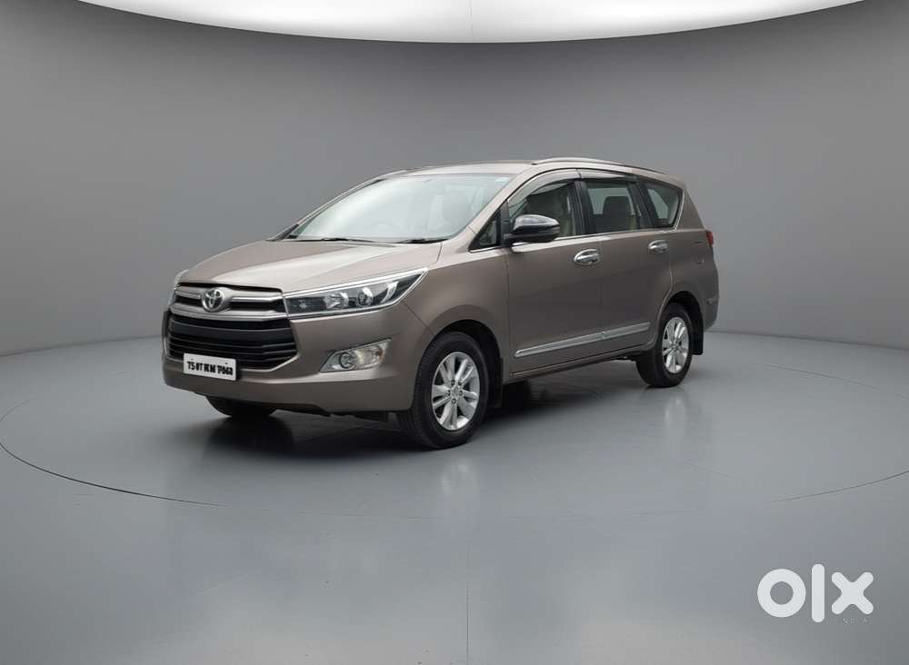 Toyota Innova Crysta